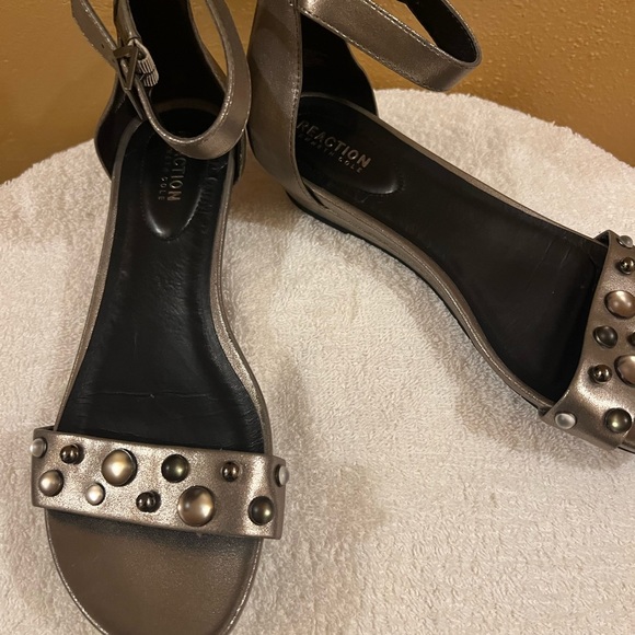 Kenneth Cole Sandals - Picture 4 of 6